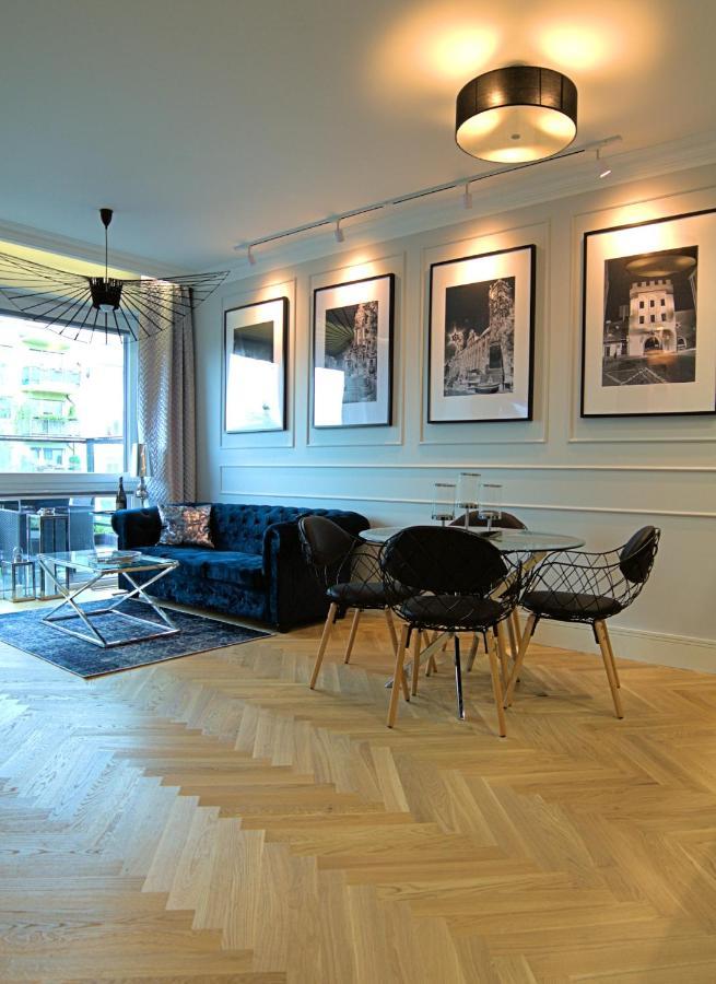 Blue Velvet Premium Iii Apartment Torun