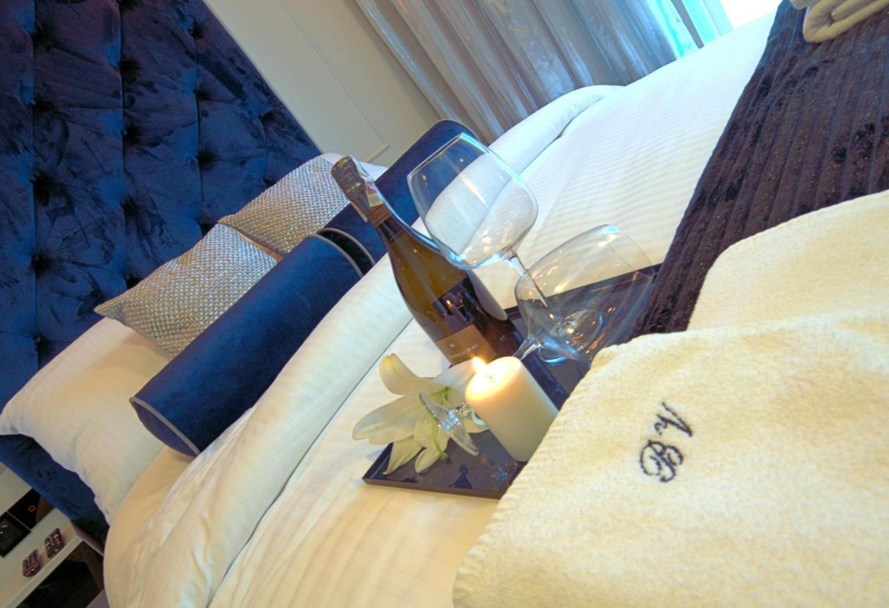 Blue Velvet Premium Iii Torun